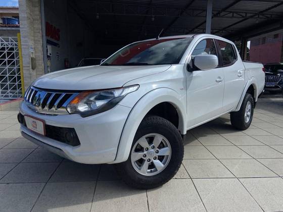 MITSUBISHI L200 TRITON 2.4 16V TURBO DIESEL SPORT GLS CD 4P 4X4 AUTOMÁTICO MITSUBISHI L200 TRITON 2.4 16V TURBO DIESEL SPORT GLS CD 4P 4X4 AUTOMÁTICO